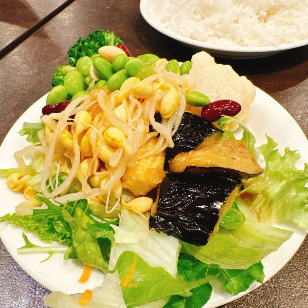 サラダバーの野菜